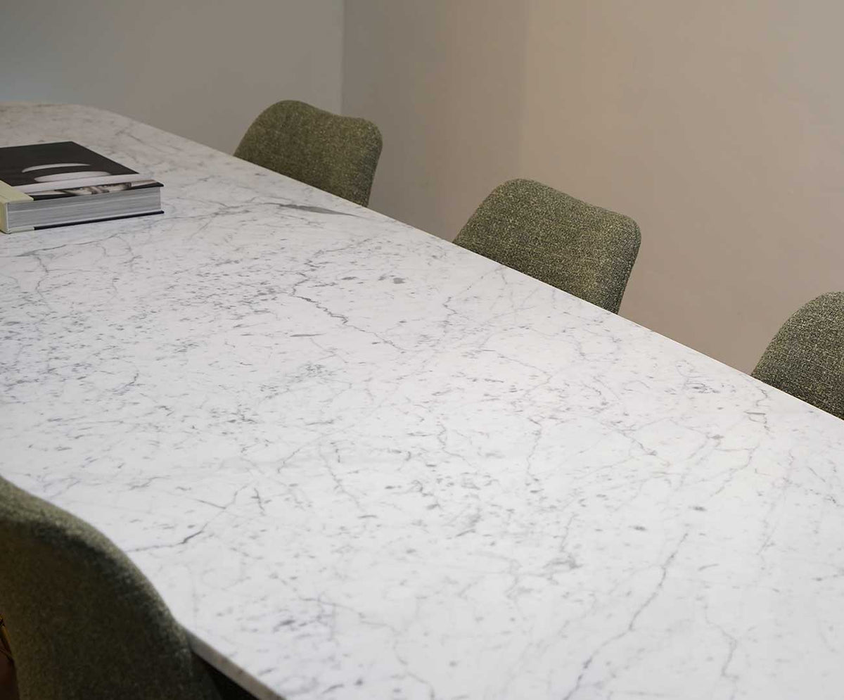 Bianco Gioia marmer - eettafel ovaal